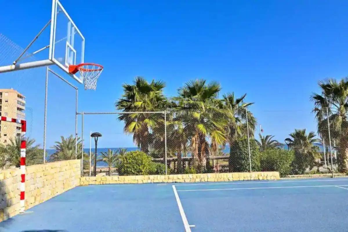 Great Views First Line Teleworkers And Families Unforgetable Apartment Arenales del Sol Dış mekan fotoğraf