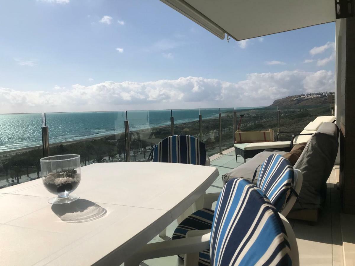 Great Views First Line Teleworkers And Families Unforgetable Apartment Arenales del Sol Dış mekan fotoğraf